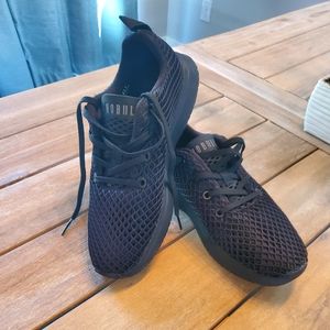 Nobull Black Runners